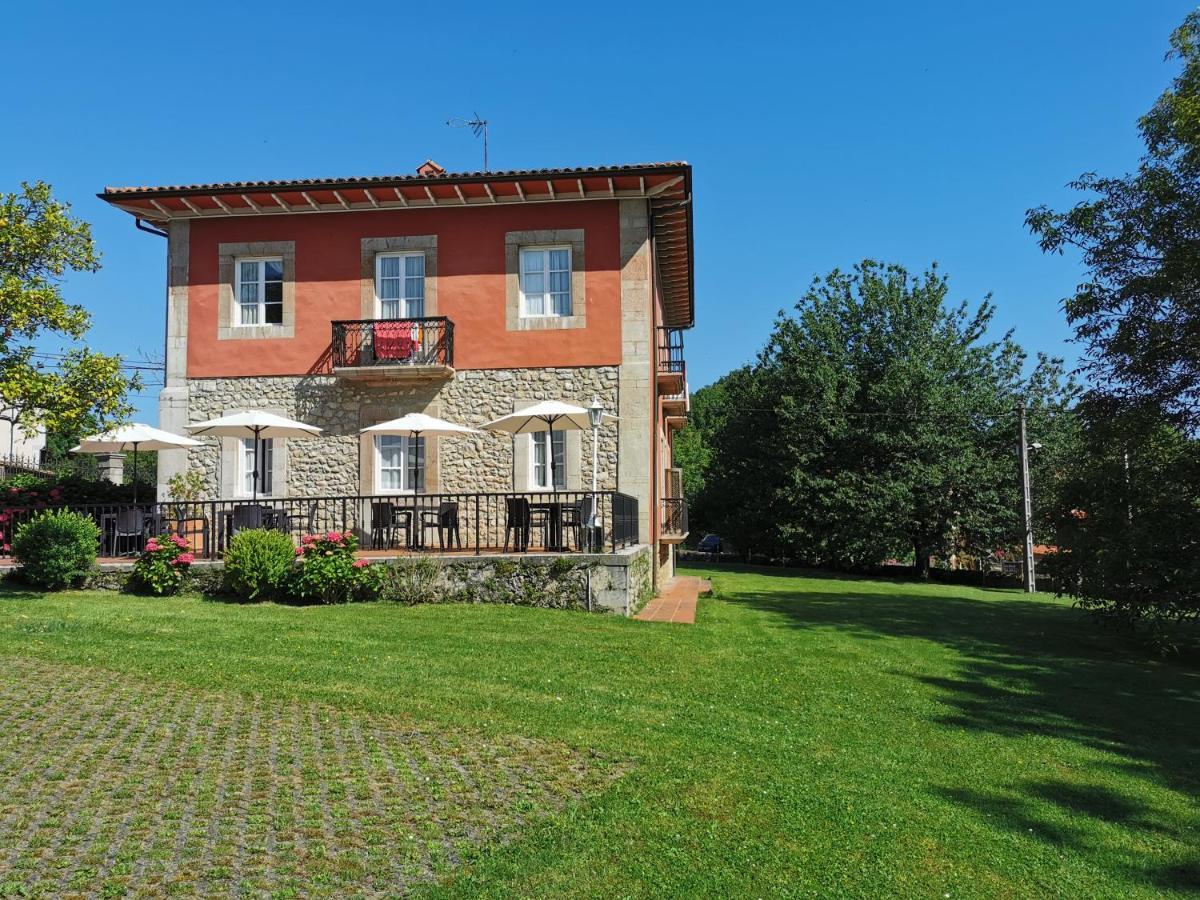 Apartamentos Santa Marina Llanes Exteriör bild