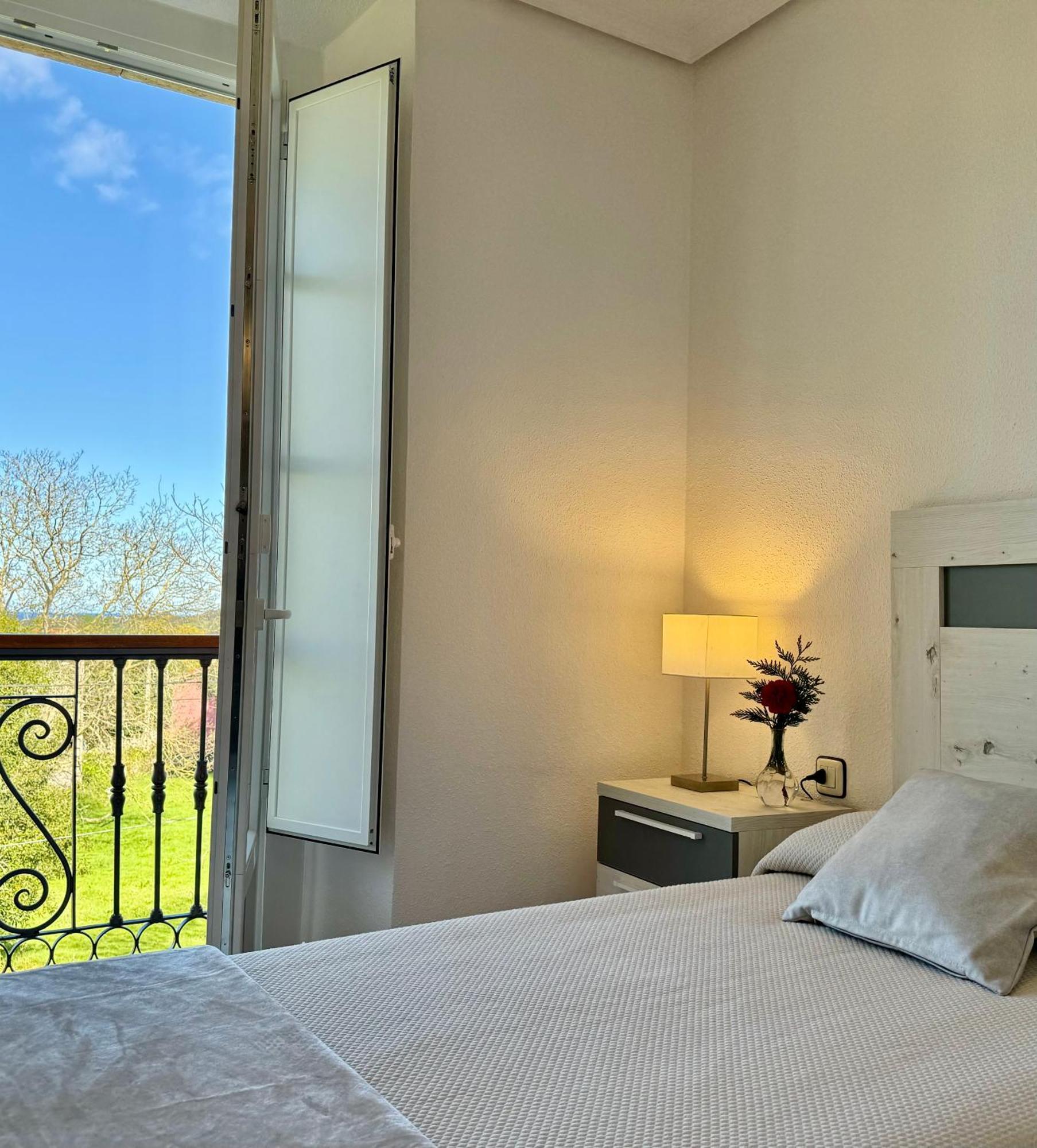 Apartamentos Santa Marina Llanes Exteriör bild