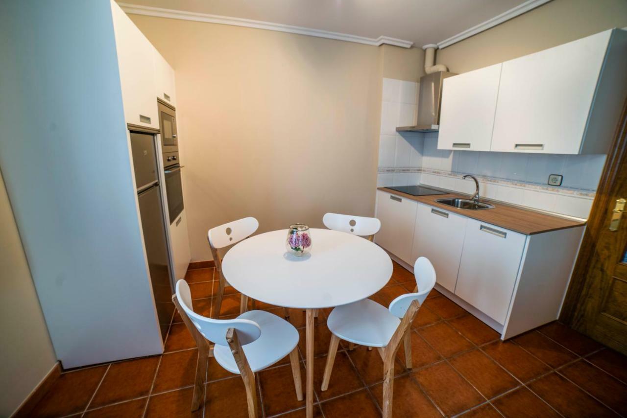 Apartamentos Santa Marina Llanes Exteriör bild